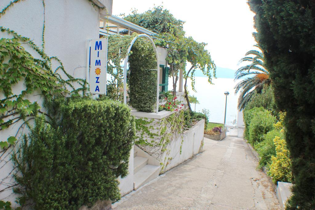 Apartments Mimoza Brist Exteriér fotografie