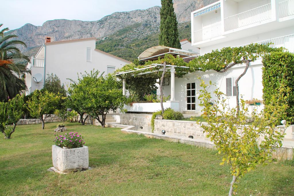 Apartments Mimoza Brist Pokoj fotografie
