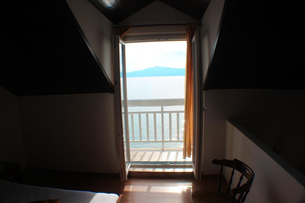 Apartments Mimoza Brist Pokoj fotografie